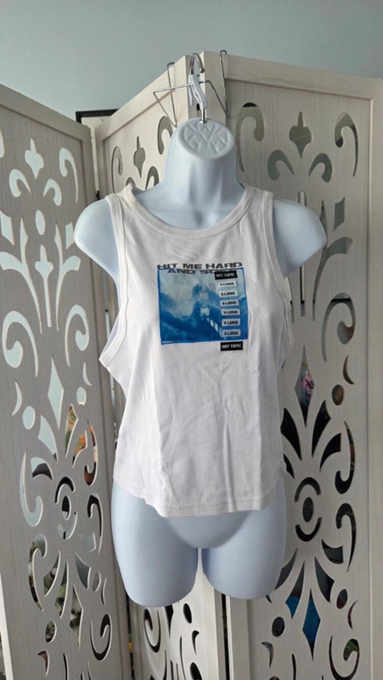 Billie Eilish Hit Me Hard and Soft White Crop Tank Top Jr XL Hot Topic NWOT